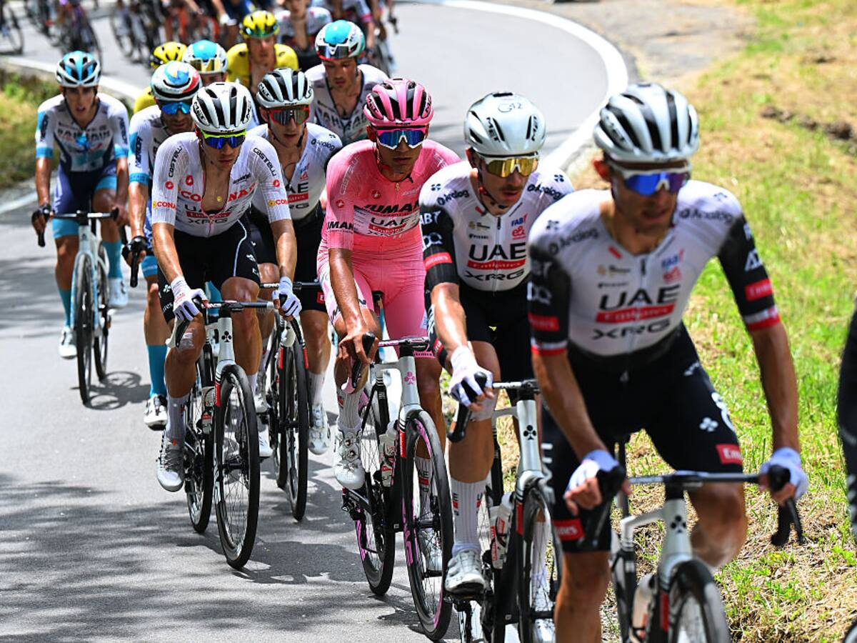 Clasificación general del Giro de Italia: Egan Bernal y Einer Rubio se aferran al top 10