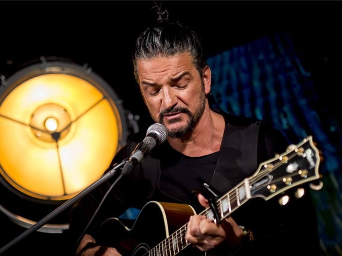 Ricardo Arjona cantó en metro de Nueva York y mujer le dijo que era un “imitador”