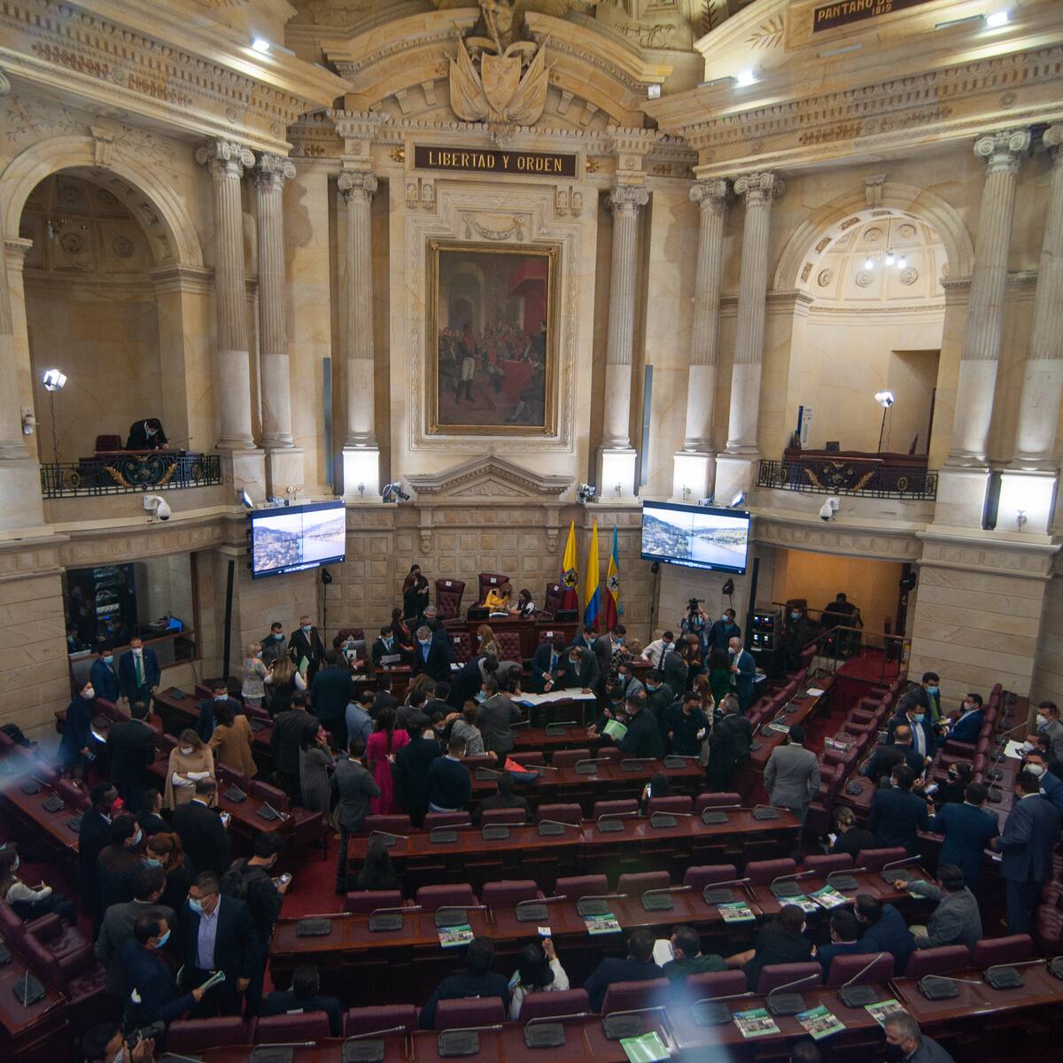Debate: ¿El transfuguismo trae beneficios para la democracia colombiana?