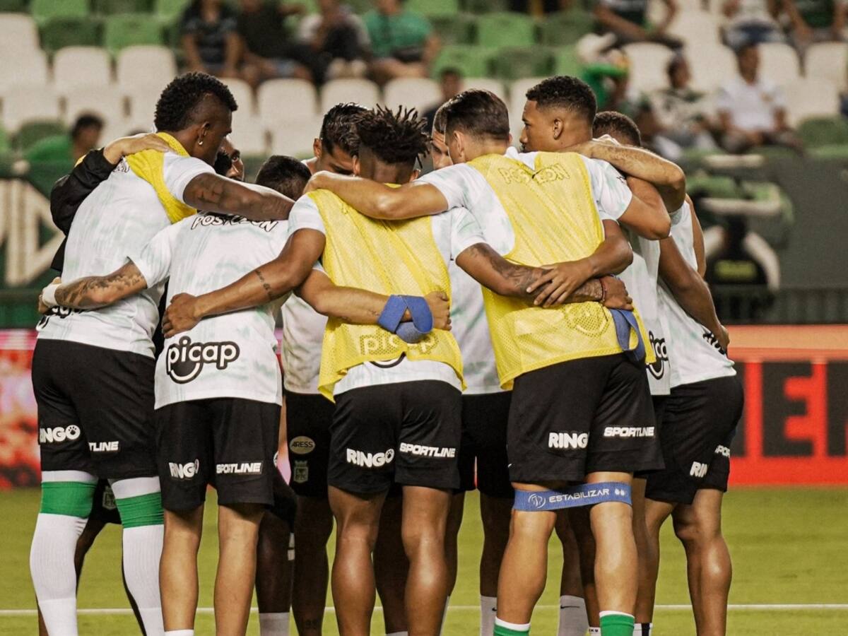 Atlético Nacional en crisis viaja a Asunción para enfrentar a Nacional