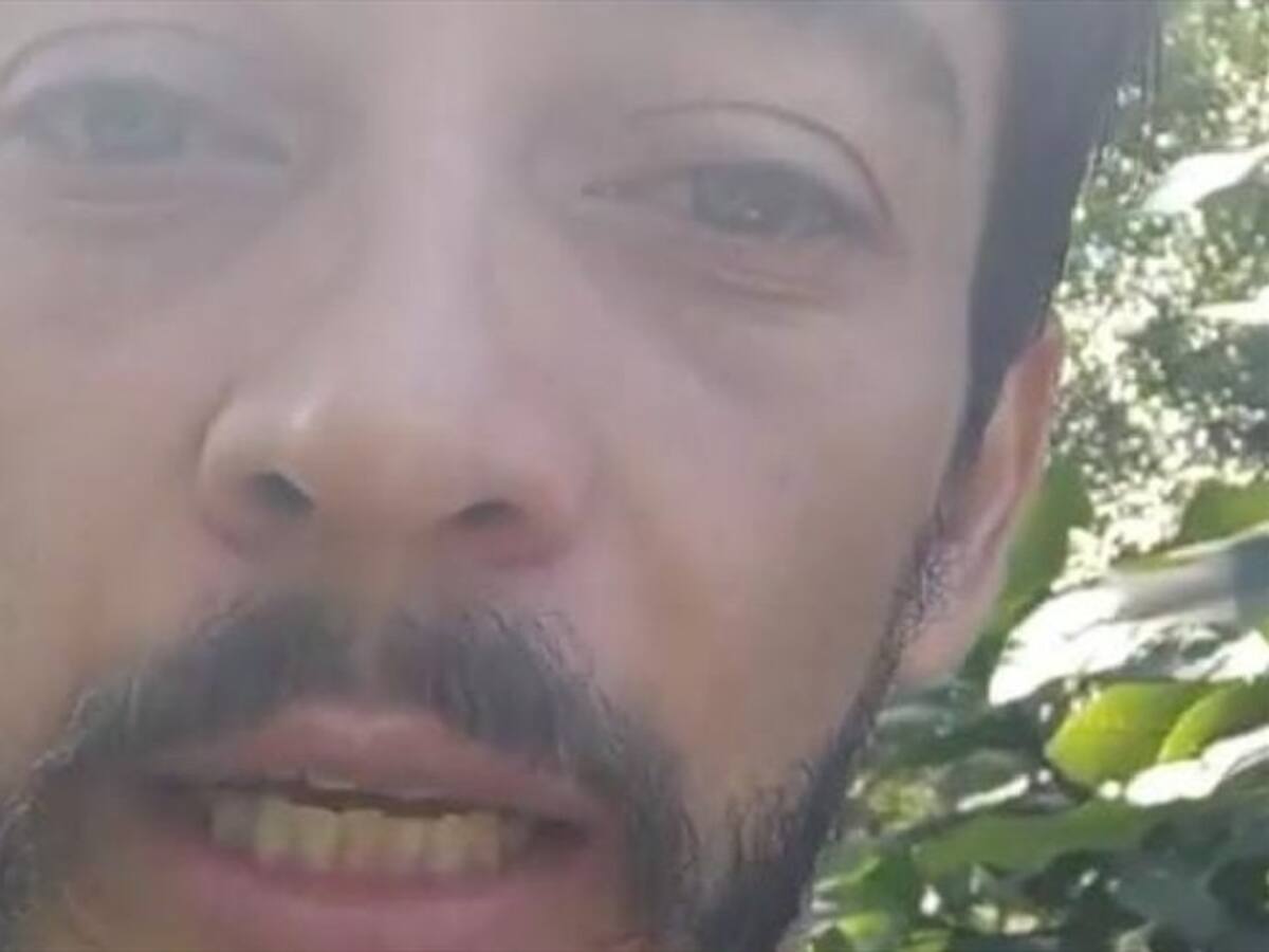 Fotógrafo vende sus obras luego de ser atracado en Bucaramanga