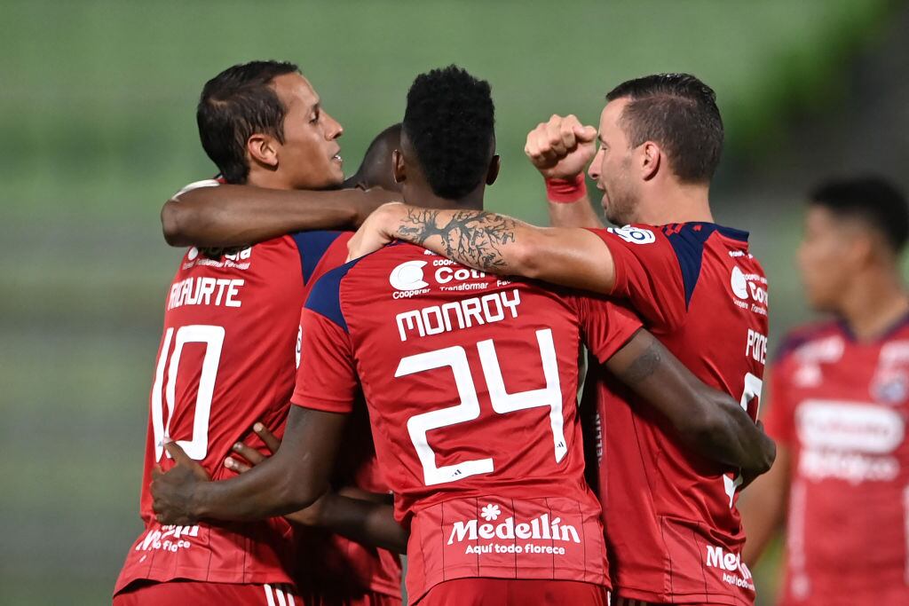 Independiente Medellin celebra gol de Emerson Batalla. Copa Libertadores 8 de junio de 2023. Foto: YURI CORTEZ/AFP via Getty Images.