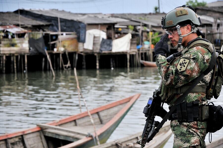 Defensoría del Pueblo alertó por 80 familias desplazadas y 868 confinadas en Buenaventura. Foto: Colprensa