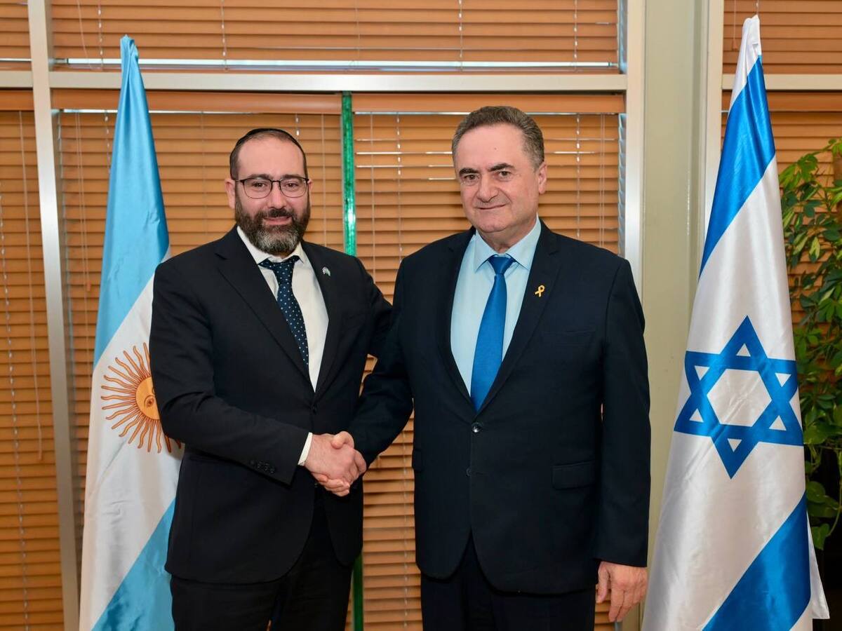 El rabino personal de Milei tomó posesión como embajador de Argentina en Israel