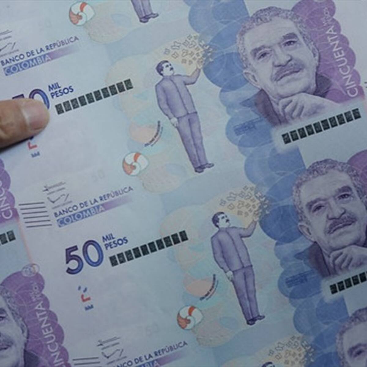 Proyecto subiría salarios en sector privado, superiores al mínimo, encima del IPC