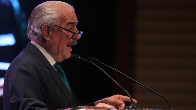 Listas las recomendaciones económicas de la comisión de alto nivel propuesta por Pastrana. Foto: Colprensa