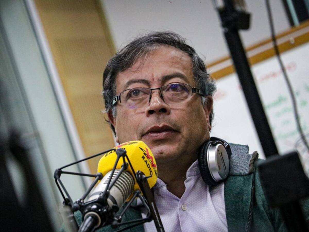 ¿Quién les dijo que la democracia es que haya elecciones?: Gustavo Petro