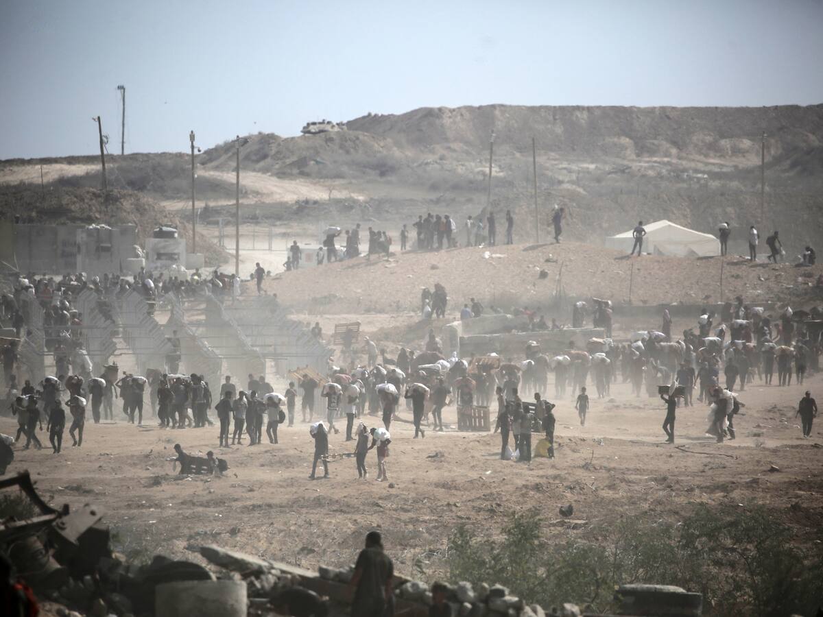 Israel bombardea más de 170 “objetivos” en un día en Gaza y sigue atacando la capital