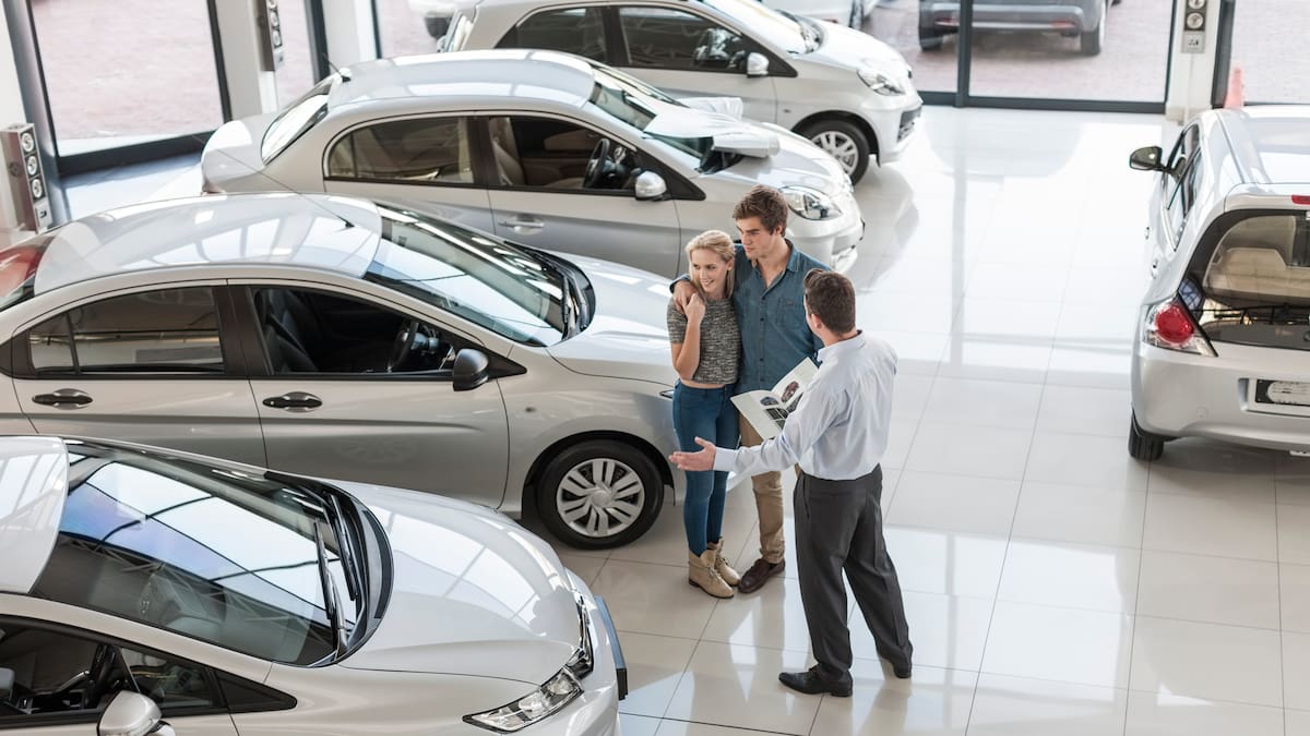 Concesionarios de carros piden al Banco de la República bajar tasas de interés para impulsar ventas