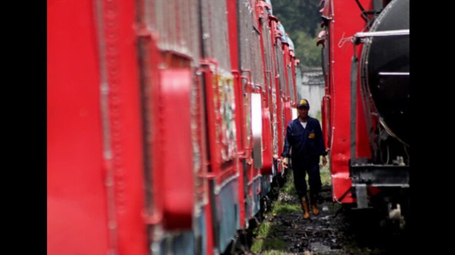 El director del FPS de Ferrocarriles Nacionales de Colombia, Jhon Mauricio Marín Barbosa, es investigado por presuntas irregularidades contractuales. Foto: Colprensa