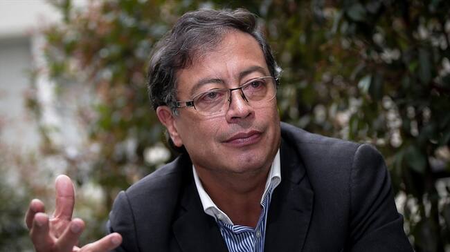 Uribismo revela video de Gustavo Petro recibiendo dinero en efectivo. Foto: Colprensa