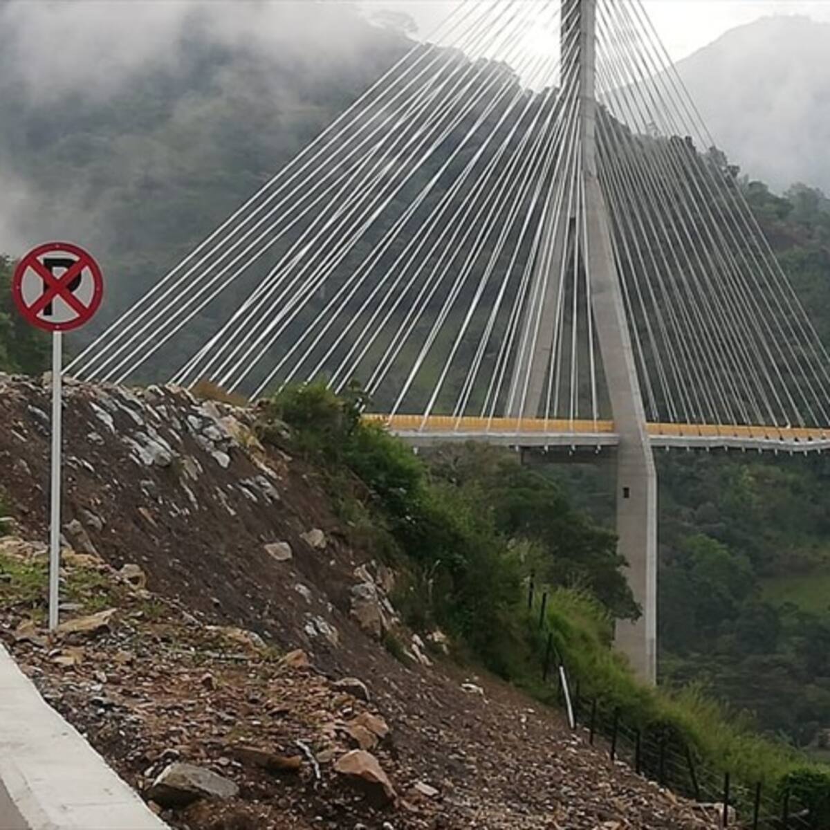 Invías se defiende tras requerimientos de la Contraloría por el Puente Hisgaura