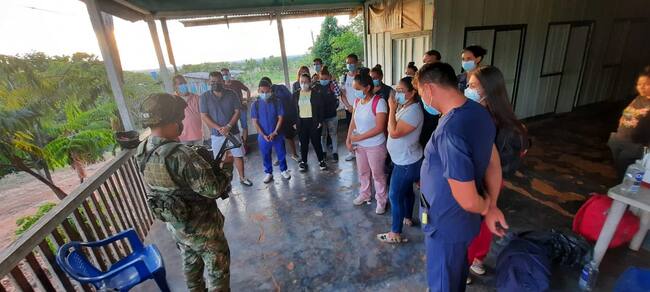 Tras secuestró masivo, Ejército Nacional rescata a 19 personas en el Meta