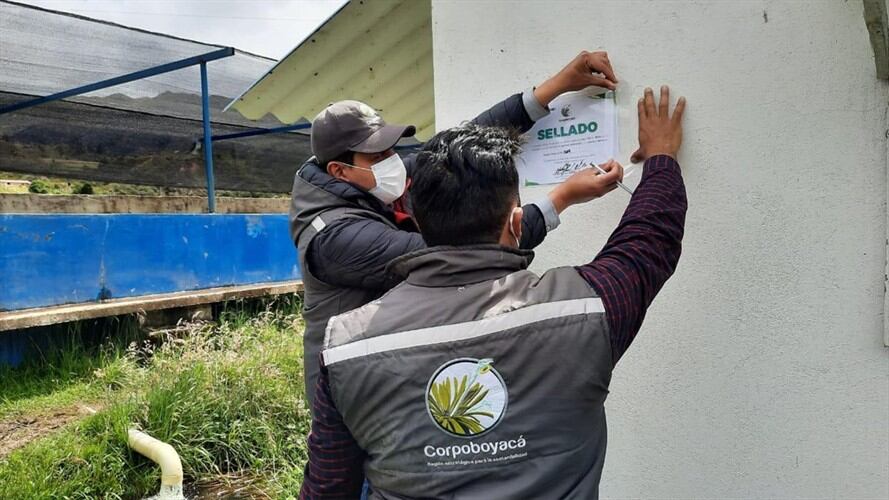 Corpoboyacá continuará realizando operativos con el fin de garantizar la protección de las fuentes hídricas. . Foto: Corpoboyacá