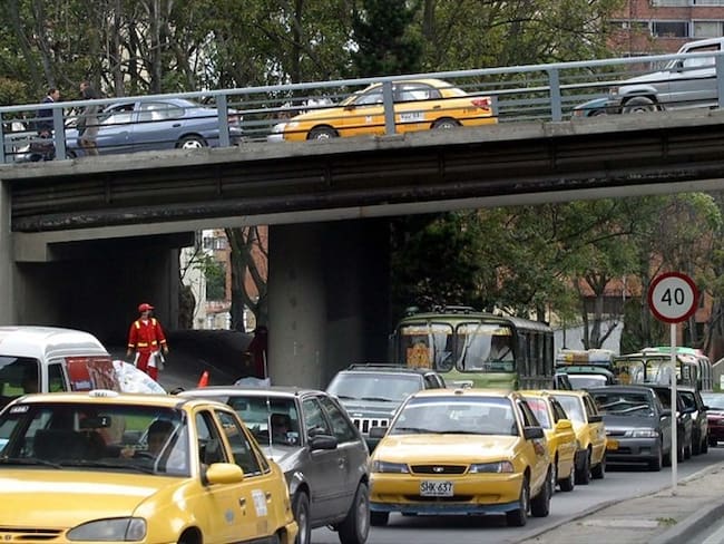 Administración Peñalosa estudia construcción de paso subterráneo para conectar La Calera. Foto: Getty Images