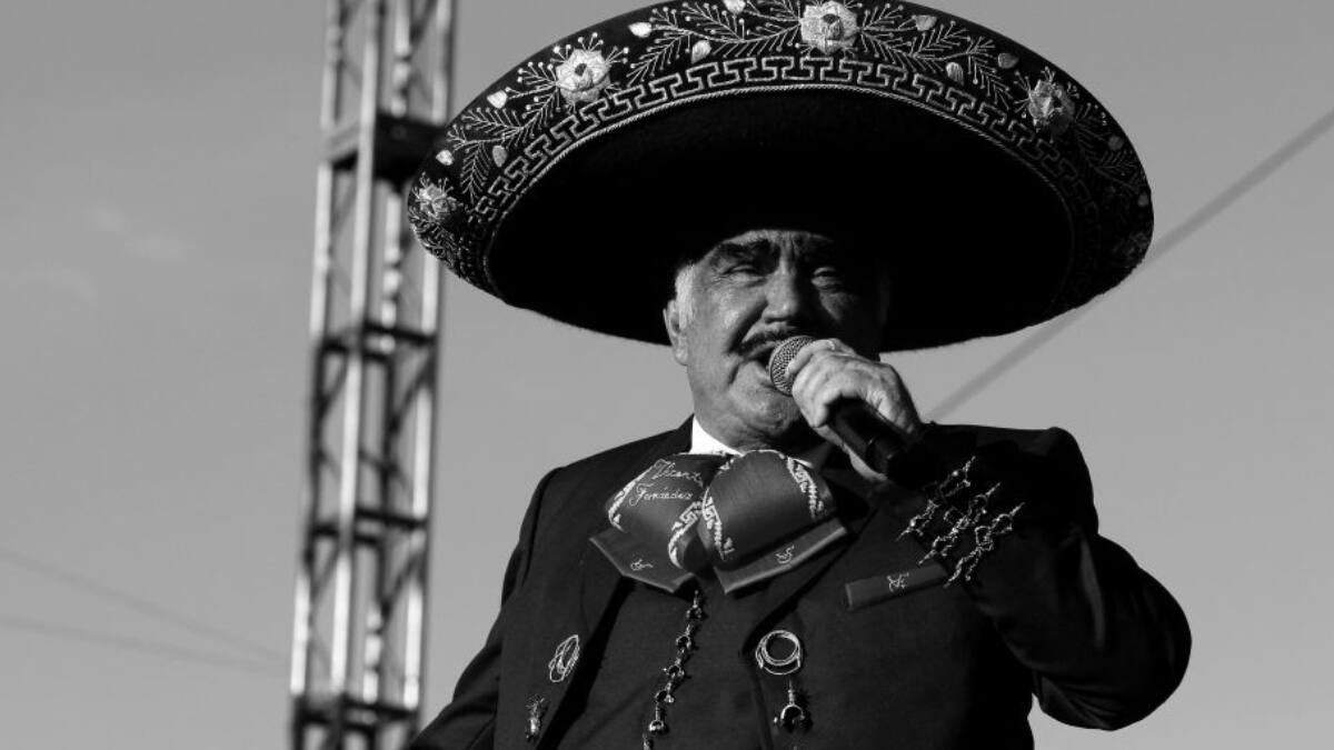 Luto en la música: murió Vicente Fernández, el más grande de la ranchera