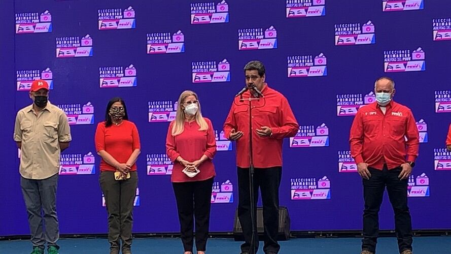 Nicolás Maduro asegura que agenda con oposición “va bien”. Foto: Gabriela González