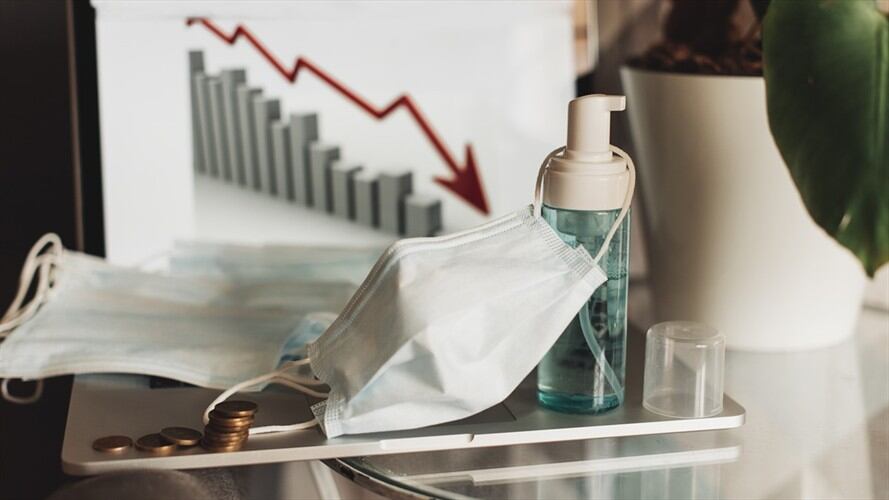 Los investigadores del Instituto Weizmann desarrollaron un modelo matemático para "aprovechar el punto débil del virus".. Foto: Getty Images