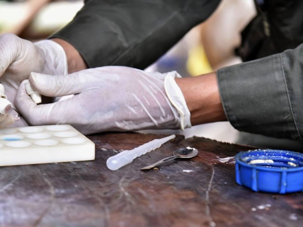 Incautan tres toneladas de coca colombiana en aguas internacionales