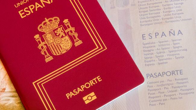 Los 4 tipos de visa no muy conocidos para emigrar a España: cómo obteneras (Getty Images)