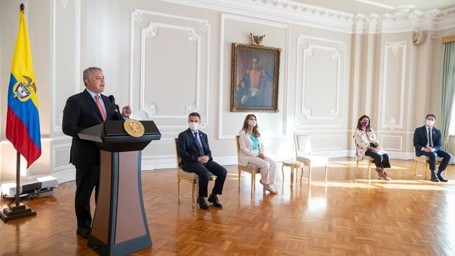 El presidente Duque destacó que el metro aportará al crecimiento limpio de Medellín. Foto: Presidencia