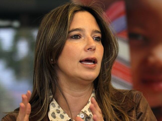 Cristina Plazas, directora del ICBF, pide a la iglesia que explique qué mensaje está enviando con el documento. Foto: Colprensa - Luisa González