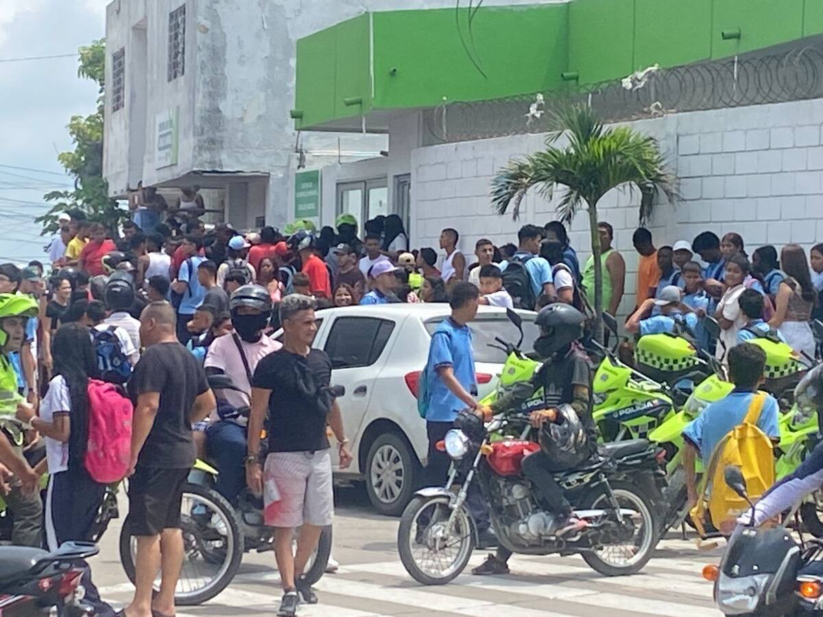 Intento de linchamiento a un docente en Barranquilla por presunto abuso de una menor