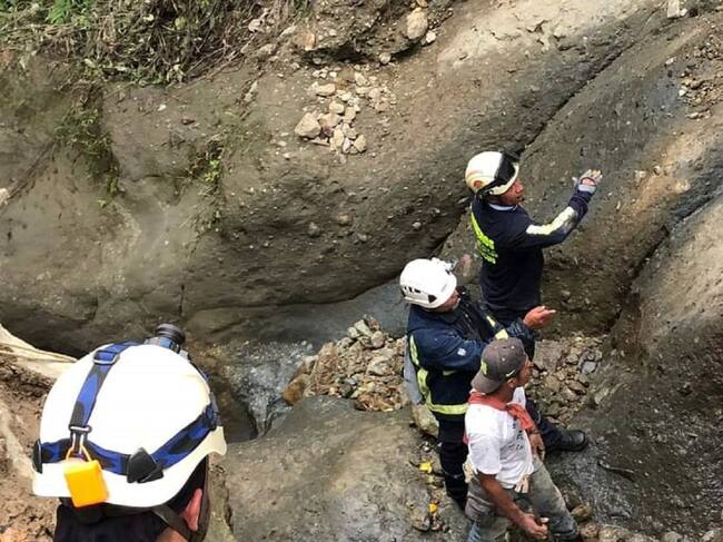 Un hombre falleció cuando le cayó una roca en Neira, Caldas. Crédito: Cortesía.