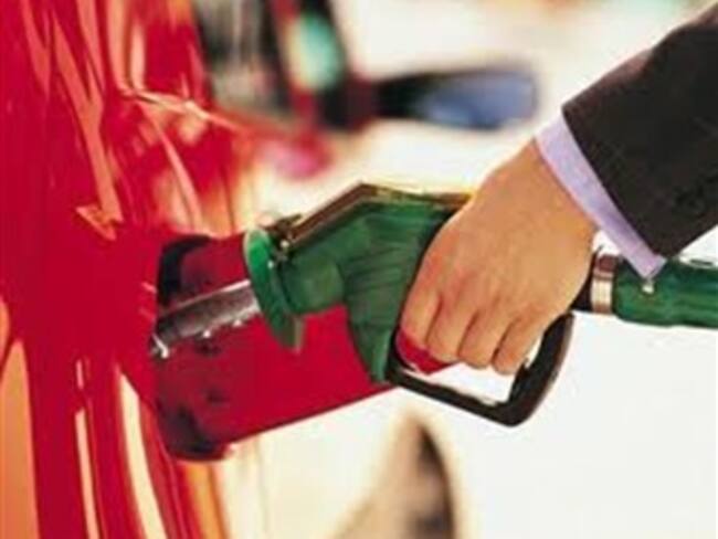 Precio de la gasolina se mantiene estable; ACPM sube $100