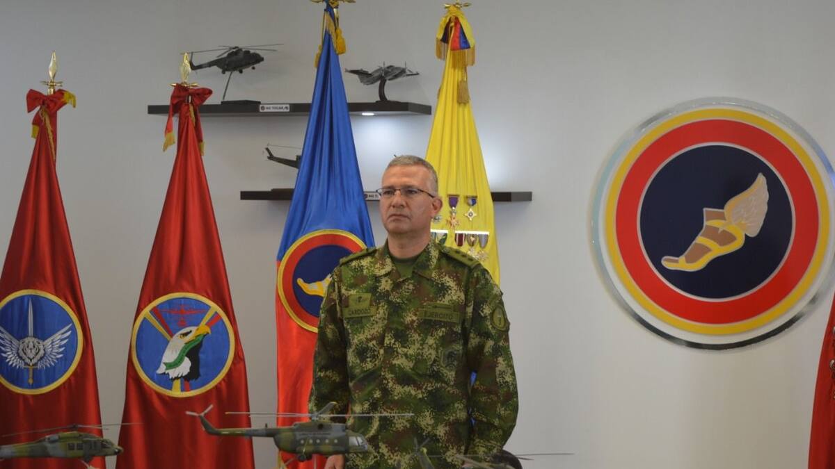 “Hay un proceso de reorganización de la inteligencia”: comandante del Ejército