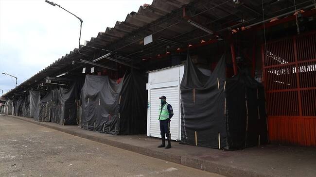 En horas de la noche del pasado jueves 28 de mayo se desarrollaron protestas en los alrededores de Corabastos. Foto: Colprensa