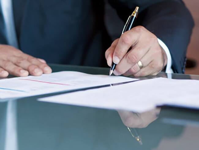 Escándalo en Montería por supuestas presiones a cambio de contratos. Foto: Getty Images