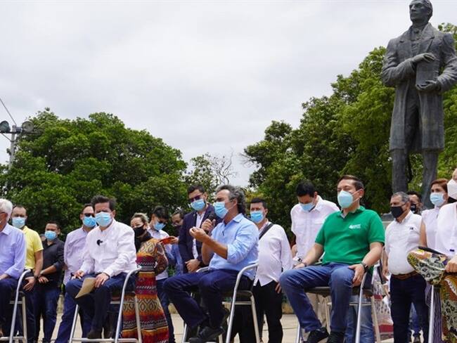 Rifirrafe entre los verdes por encuentro de su copresidente con el Pacto Histórico