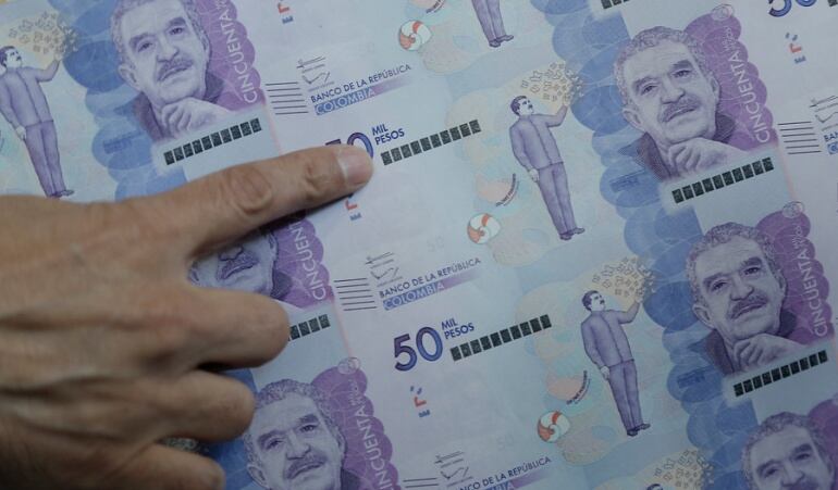 Imagen de referencia de billetes colombianos. Foto: Colprensa.