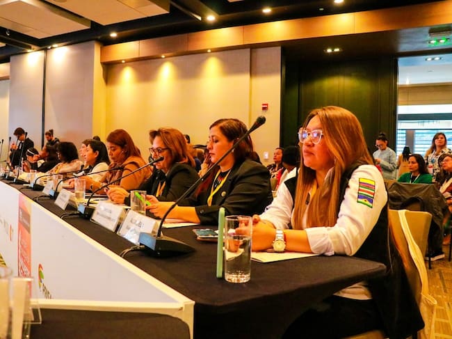 120 mandatarias locales debaten sobre los derechos de las mujeres y el desarrollo del país