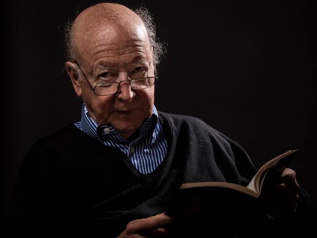 Jorge Edwards, escritor chileno. Foto: MARTIN BERNETTI/AFP via Getty Images.