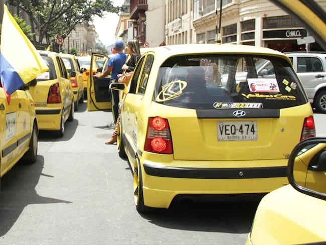 Gremio de taximetros en Bogotá se opone a aplicaciones con georeferenciación