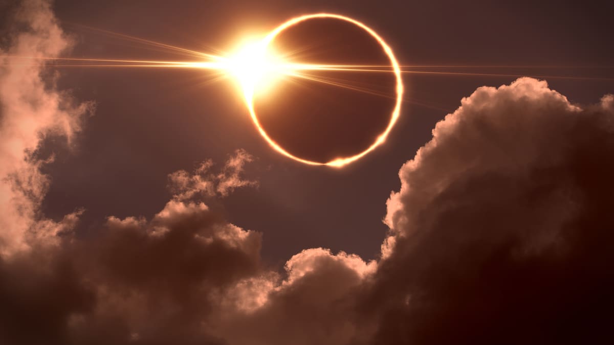 Eclipse solar de abril: cuándo es, dónde será visible y cómo verlo