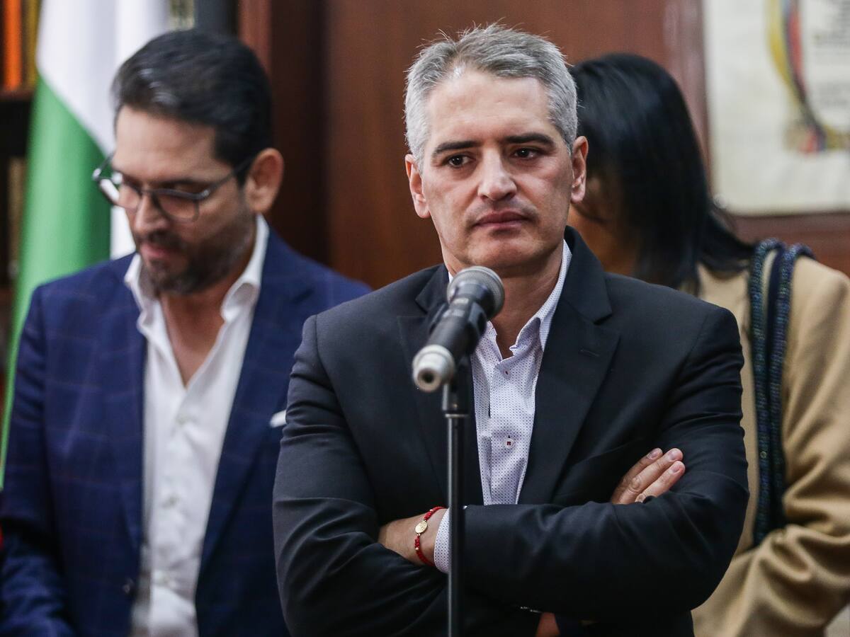 “Cese al fuego solo sirve para fortalecer grupos armados”: gobernador de Antioquia