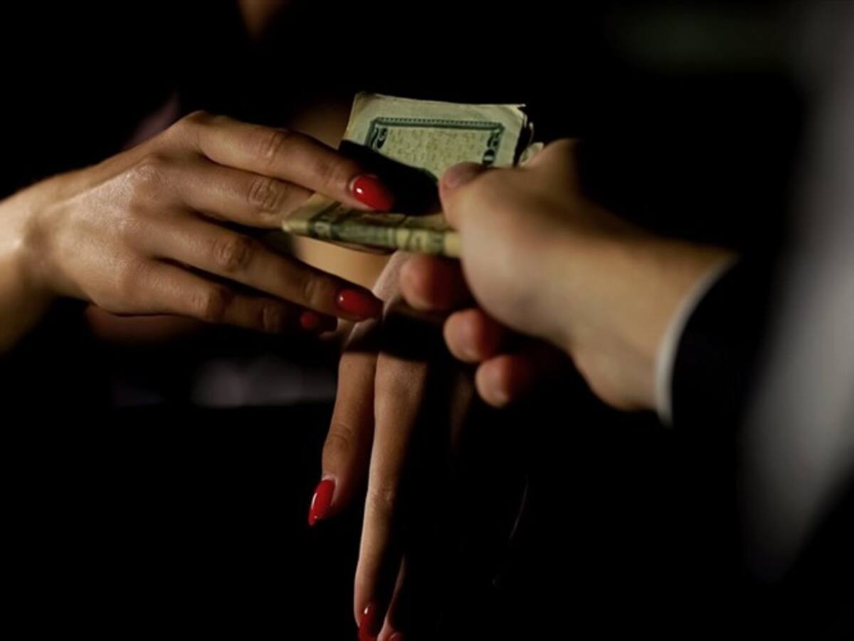 Rescatan adolescente colombiana explotada sexualmente en España por su mamá