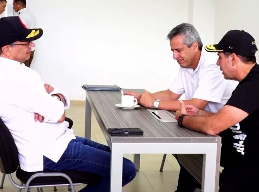 Presidente Petro se reunió con Alejandro Char durante su visita a Barranquilla. Foto: Suministrada.