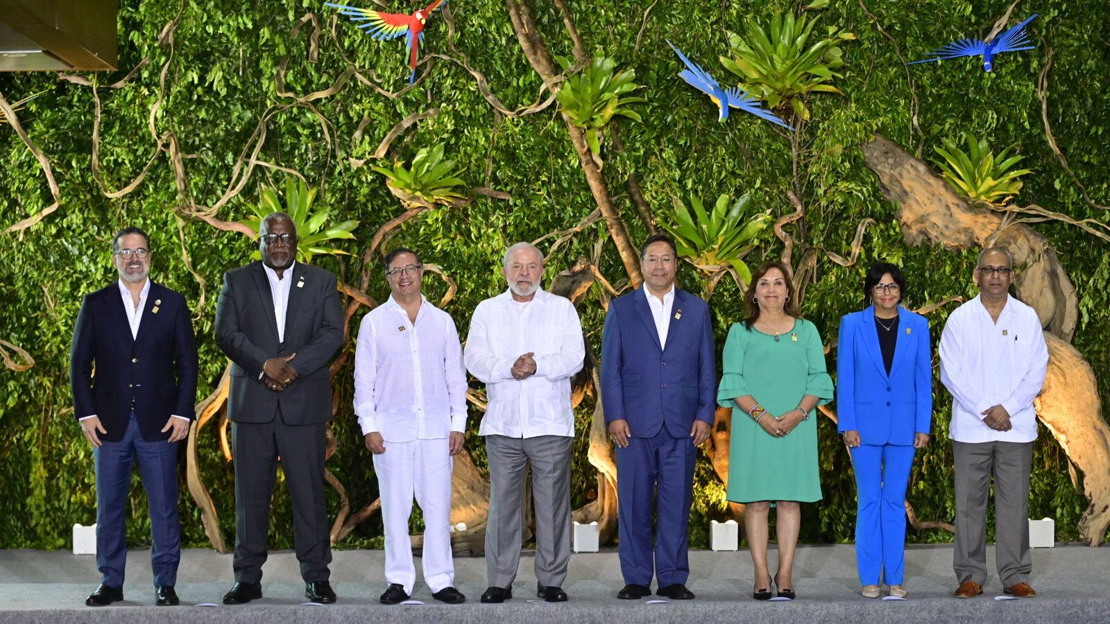 Petro llega a la Cumbre por la Amazonía ‘Unidos por nuestros bosques’ en Brasil. Foto: Presidencia.