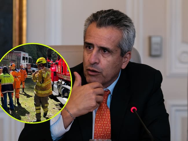 Luis Fernando Velasco, ministro del Interior y Bomberos Bogotá | Fotos: Colprensa