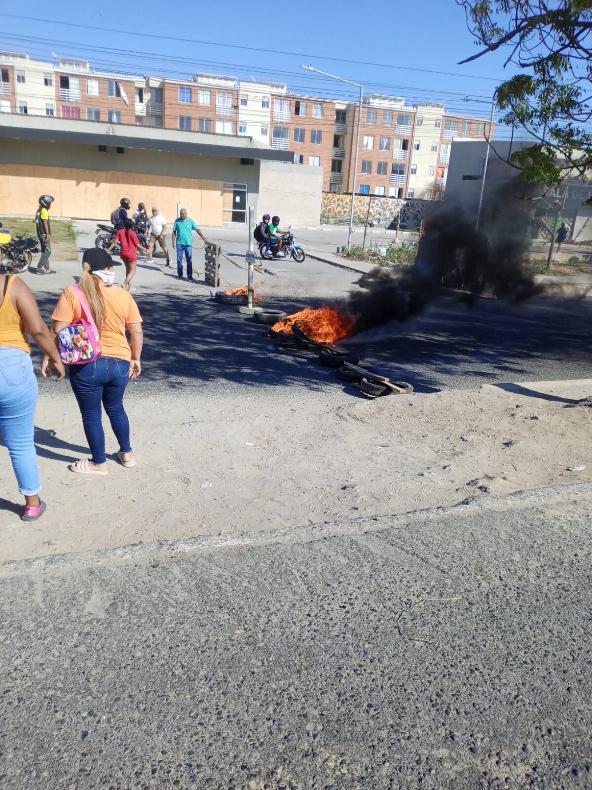 Manifestaciones contra Air-e en Soledad, Atlántico. Foto: suministrada.