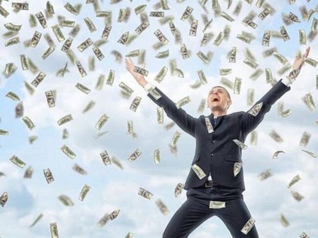 Una RBU es un pago en efectivo entregado periódica e incondicionalmente a todos los individuos.. Foto: BBC Mundo