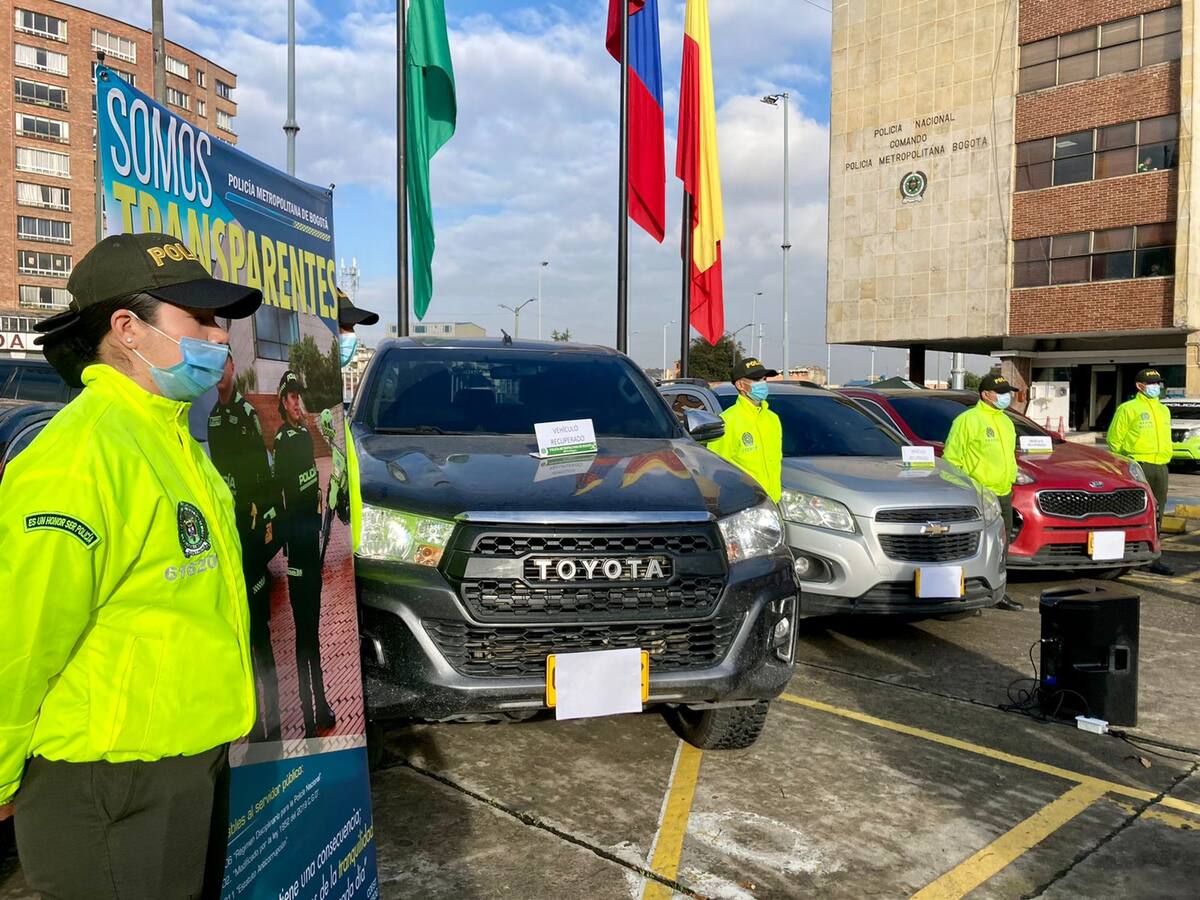 Desmantelan desguezadero en Bogotá en la localidad de Engativá