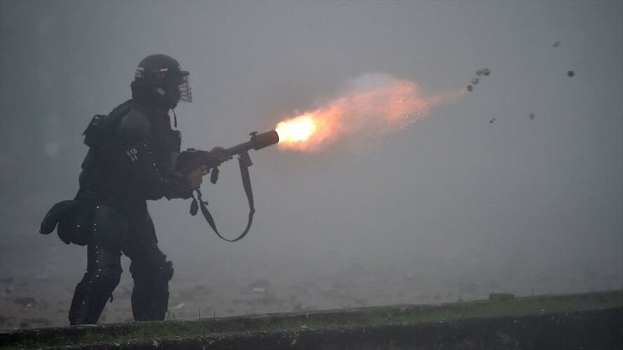 El informe advierte que la Policía Nacional sería responsable de 11 de las 24 muertes registradas, mientras que los otros hechos son materia de investigación. Foto: Getty Images / LUIS ROBAYO