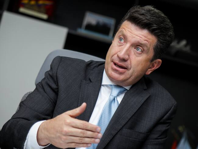 Es difícil poner en cada barrio un ejército de soldados para proteger: MinDefensa