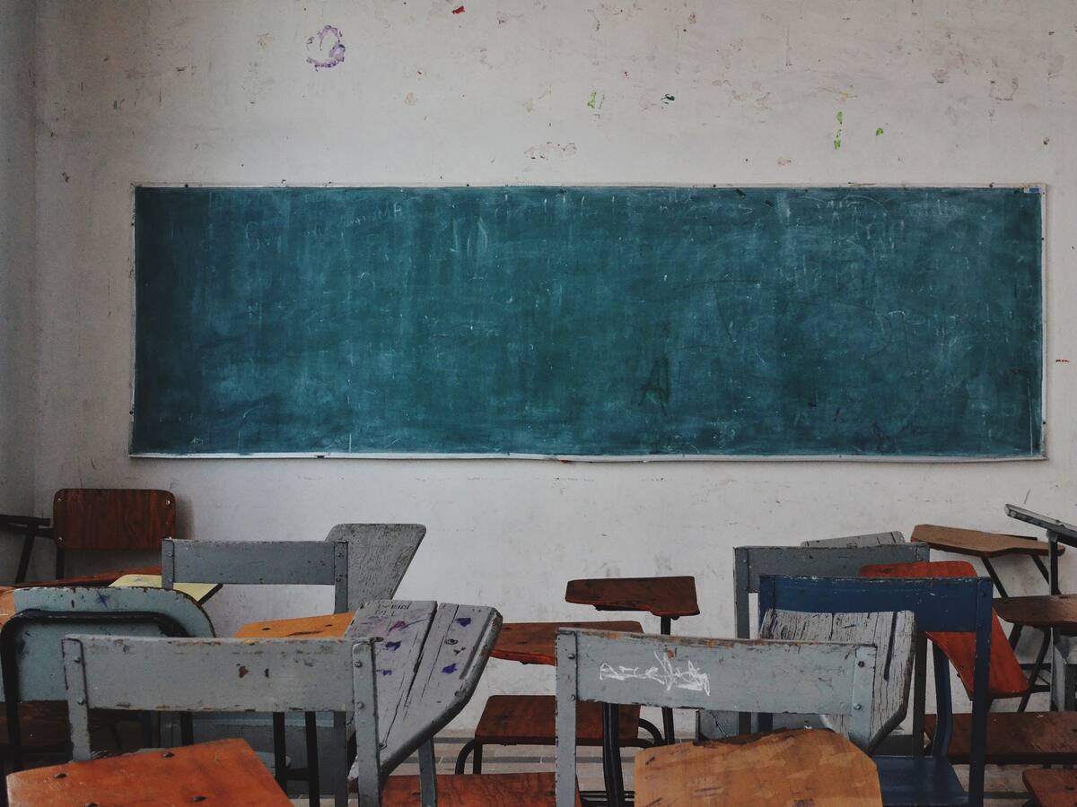 Colegio en Floridablanca, Santander está sin agua hace un año