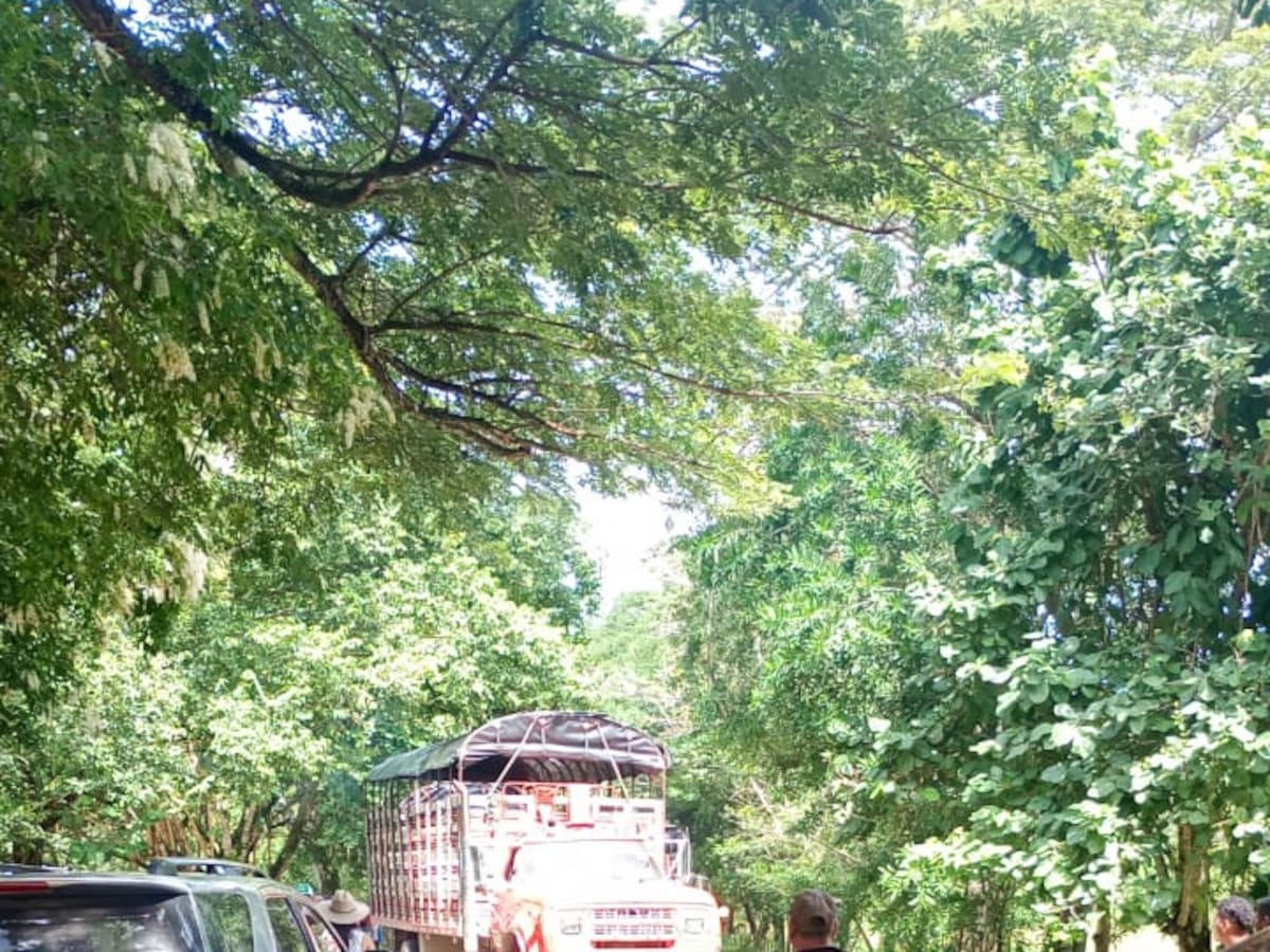 Arroceros de La Mojana bloquean la vía San Marcos – Majagual en Sucre